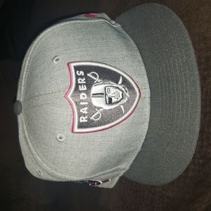 NEW ERA 59FIFTY RAIDERS HAT